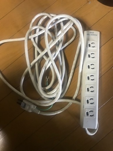 太いコンセントコード