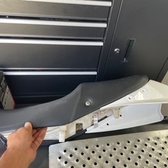 XJR400 シート 初期型RZのテールカウル付の画像