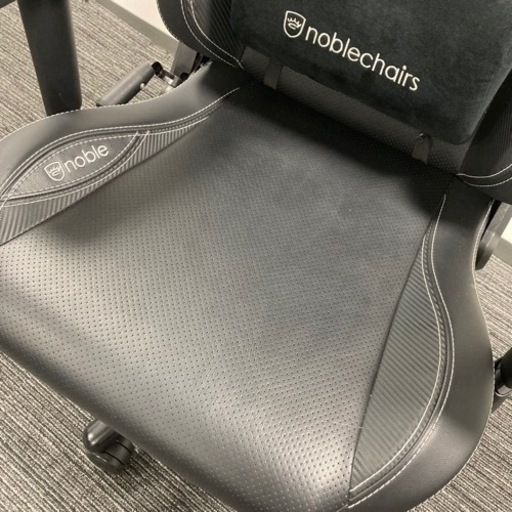 ゲーミングチェア noblechairs EPIC REJECT edition