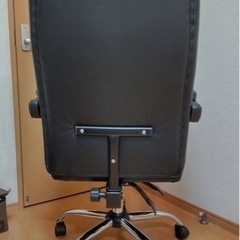 【新品】リクライニング　ゲーミングチェアの画像