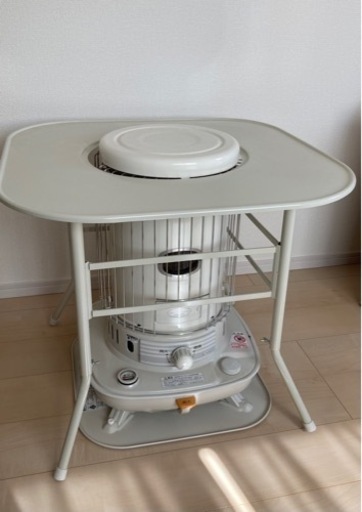 対流型ストーブ用テーブル