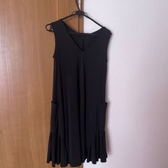 トクコプルミエヴォルトベスト付ワンピース【値段交渉可】の画像