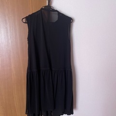 トクコプルミエヴォルトベスト付ワンピース【値段交渉可】の画像