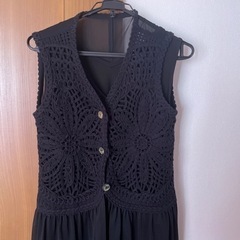 トクコプルミエヴォルトベスト付ワンピース【値段交渉可】の画像