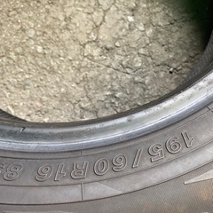ブルーアース　　　195/60r16の画像