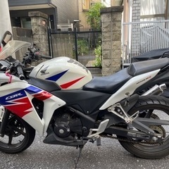 ホンダ CBR250R　ABS付 社外マフラー インジェクション 水冷単気筒の画像