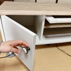 テレビ台-収納棚付きの画像