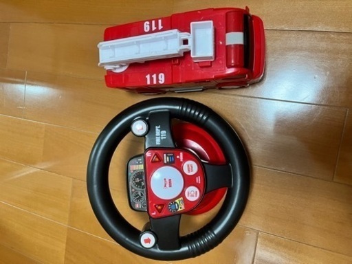 うんてんしちゃお　消防車