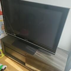 テレビ台あげます。