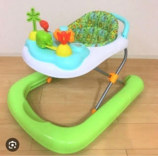 トイザらス限定　歩行器　ベビーウォーカー