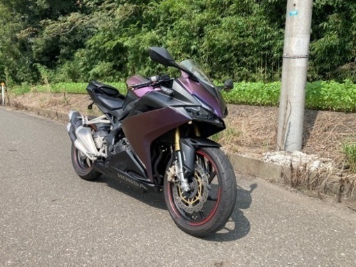 現行最速クラス　CBR250RR MC51