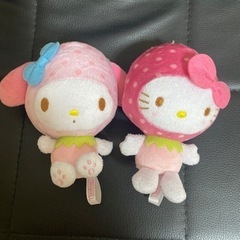 キティちゃん　マイメロ　キーホルダー　マスコット