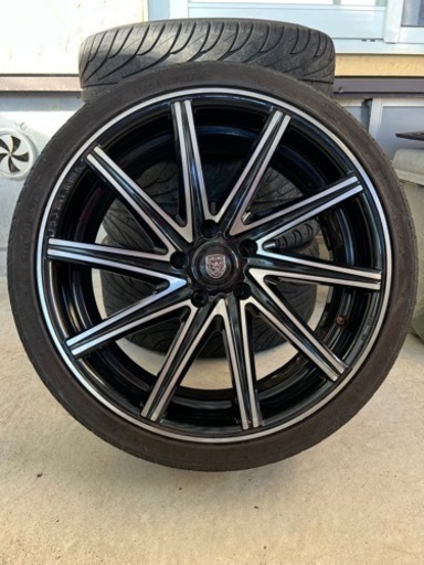 ［値下げしました］ホイール　20インチ　8.5J  PCD120