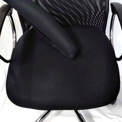∞ ニトリ シンクロロッキング機能付き ワークチェア タンパ2 HL937 ランバーサポート付きの画像