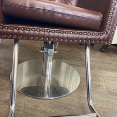 美容院　セット椅子の画像