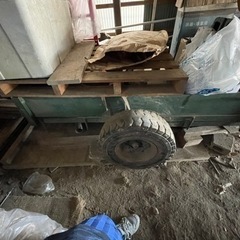 トラクター？コンバイン？用トレーラー の画像