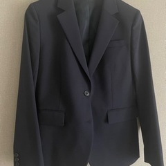 【試着のみ】ユニクロ　Ｌサイズ　ストレッチテーラードジャケット（無地・2つボタン）の画像