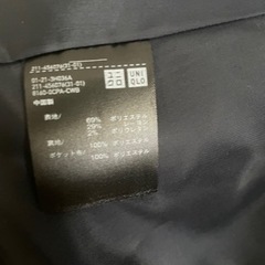 【試着のみ】ユニクロ　Ｌサイズ　ストレッチテーラードジャケット（無地・2つボタン）の画像