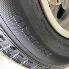 値下げ。プラド　新品ノーマル純正タイヤの画像