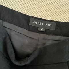 ジルスチュアート　ショートパンツ　秋冬　フリルの画像