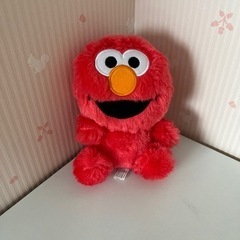 おもちゃ エルモ　セサミストリート　ぬいぐるみ