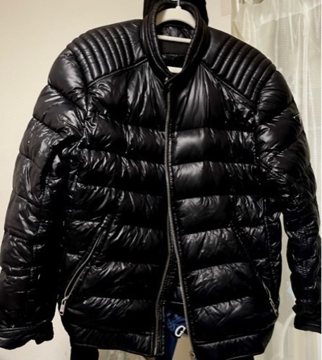 PRADAダウン　XLサイズ