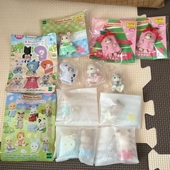 値下げしました⚠️画像5枚 バラ売り可 シルバニアファミリー キラキラくじ 等の画像