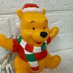 東京ディズニーランド くまのプーさん 照明 テーブルライト スタンドライト Disneyland クリスマス サンタクロース 現状品 札幌市白石区 白石店 の画像