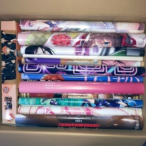 ポスター、タペストリーなど　アニメグッズ　まとめ売り　大量