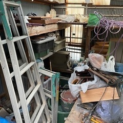 小屋の中身の画像