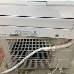 値下げ富士通　4.0kwエアコン　ASーR40JーW   2019年製 　