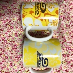 中古少し大きめカップの画像