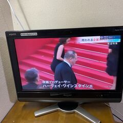 液晶テレビ　シャープ　アクオス　LC-26D50　中古