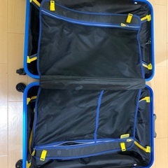 大きめスーツケースの画像