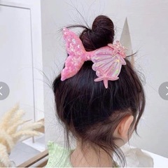 韓国直輸入マーメイドヘアクリップ3色有⭐︎の画像