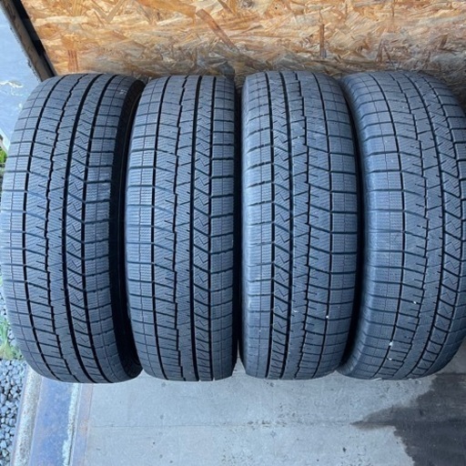 極上タイヤ　DUNLOP ダンロップ　WM03 205/65R16 スタッドレス　タイヤ　2020年製 16インチ