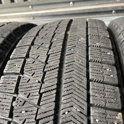 バリ山　BRIDGESTONE ブリジストン　ブリヂストン　VRX 165/55R15 スタッドレス　タイヤ　2020年製　15インチ
