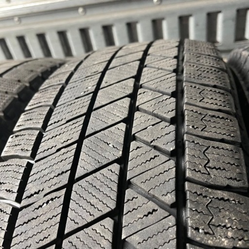 バリ山　BRIDGESTONE ブリヂストン　ブリジストン　VRX3 195/65R15 スタッドレス　タイヤ　2021年製　15イン