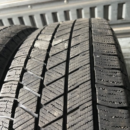 バリ山　BRIDGESTONE ブリヂストン　ブリジストン　VRX3 195/65R15 スタッドレス　タイヤ　2021年製　15イン