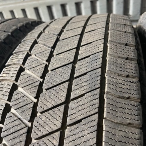 バリ山　BRIDGESTONE ブリヂストン　ブリジストン　VRX3 195/65R15 スタッドレス　タイヤ　2021年製　15イン
