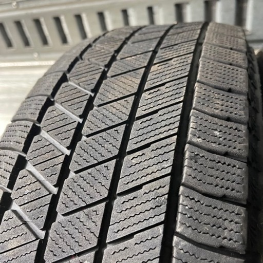 バリ山　BRIDGESTONE ブリヂストン　ブリジストン　VRX3 195/65R15 スタッドレス　タイヤ　2021年製　15イン