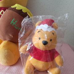 大きなプーさん ぬいぐるみ＆サンタプーさんの画像