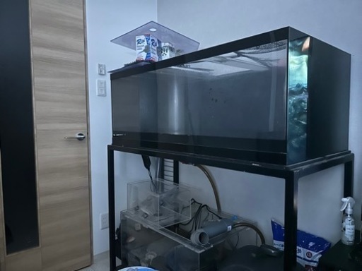 アクリル水槽4面ブラック