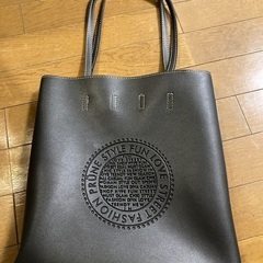 トートバッグ　ブラック