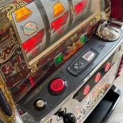 【中古品】 ロデオ 初期 モンスターハンター モンハン スロット台 パチスロ実機 5号機 動作品 稼働品 台鍵付き 設定キー付き メダル不要タイプの画像