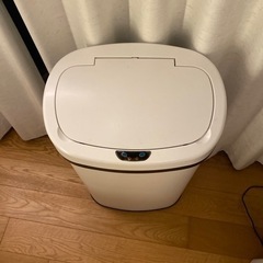 【自動開閉】センサー式ゴミ箱 48Lの画像
