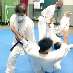 授業で使用した柔道着を引き取ります