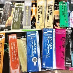 10/15 聴いて・見て・あそぼう　本・レコード・おもちゃ市　@...