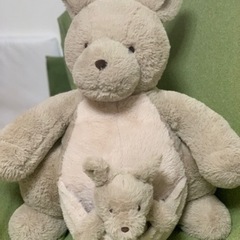 カンガルー親子ぬいぐるみ【3coins】