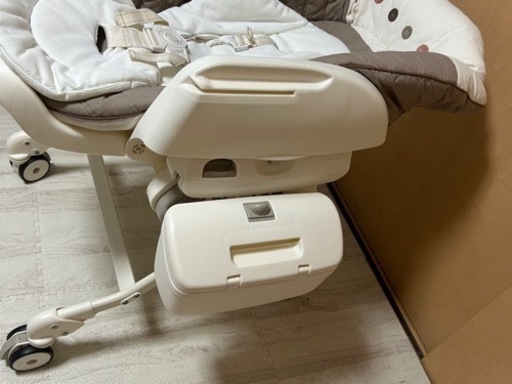 Combi コンビ ネムリラ オートスウィング エッグショック ベビーラック
